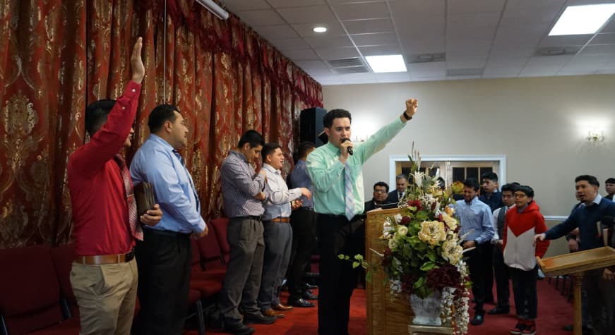 Igleisa Evangelica Apostoles y Profetas - Servicios en vivo